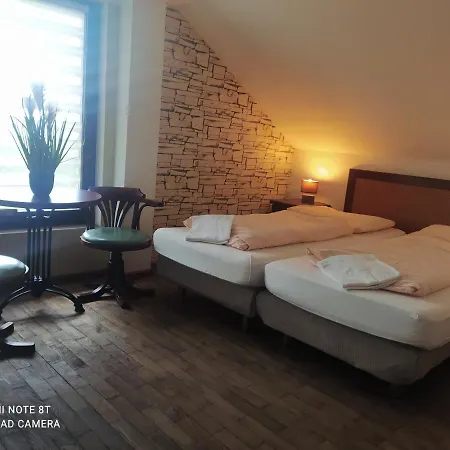 Bialy Potok ジェレニエツ