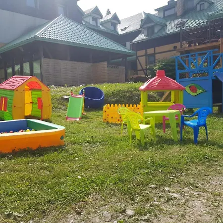 ベッド・アンド・ブレックファスト Bialy Potok ジェレニエツ