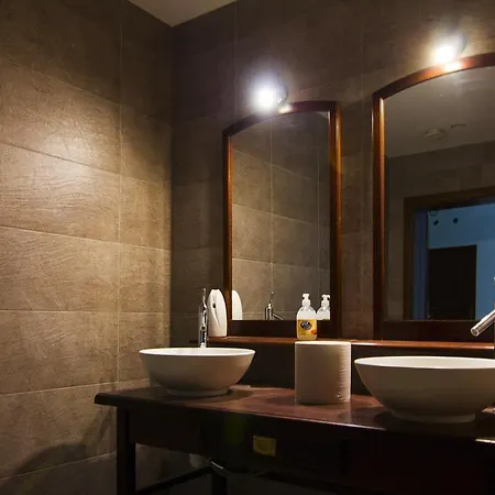 Bialy Potok ベッド・アンド・ブレックファスト ジェレニエツ