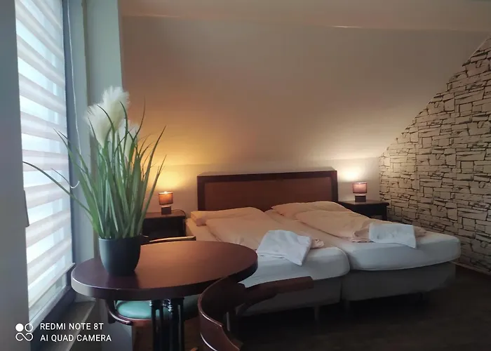 Bialy Potok Bed & Breakfast 3*