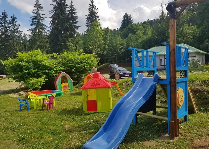 Bialy Potok Bed & Breakfast 3*