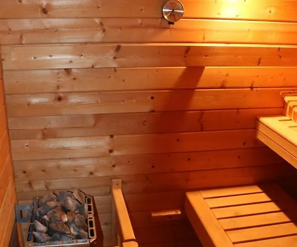 Bialy Potok Bed & Breakfast 3*